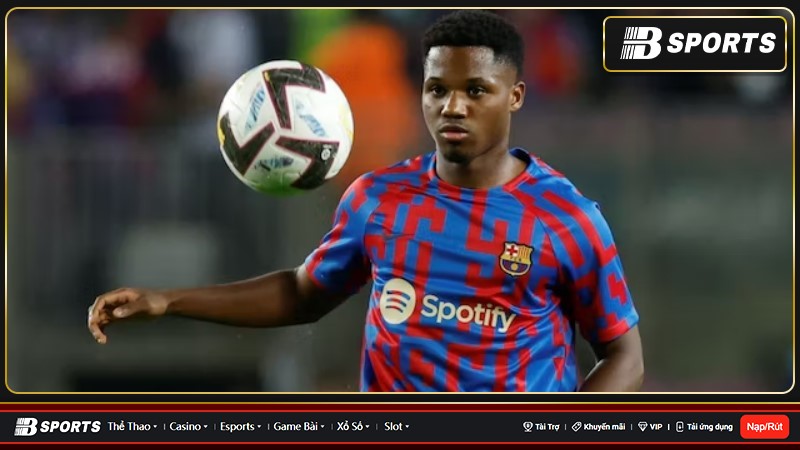 Fati đã ghi 25 bàn thắng và 9 pha kiến ​​tạo sau tổng số 92 trận khoác áo Barcelona