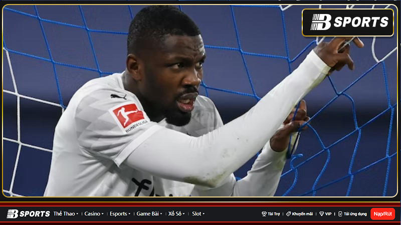Theo các bài báo ở Tây Ban Nha, đại diện của tiền đạo Marcus Thuram đã đề nghị Barcelona ký hợp đồng với tiền đạo đội tuyển Pháp.