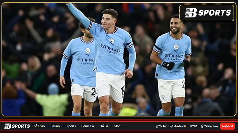 Julian Alvarez ký gia hạn hợp đồng với Man City 
