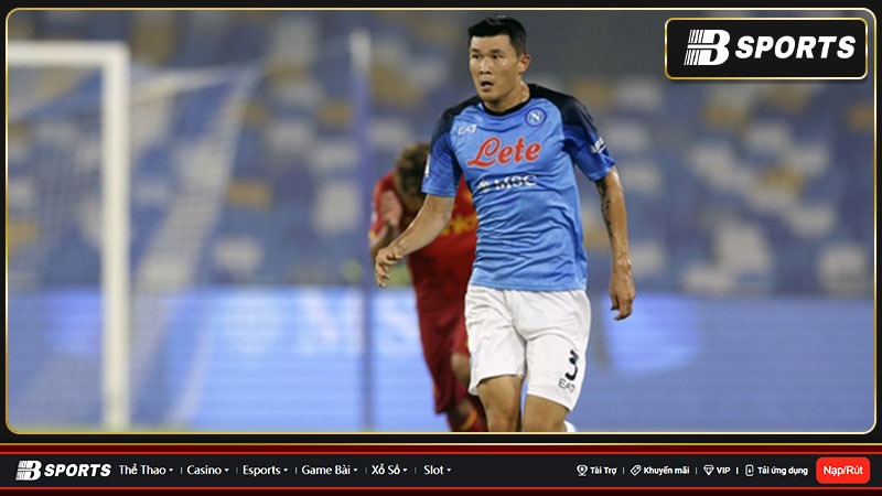 Kim Min-Jae Phủ Nhận Gia Nhập MU, Tập Trung Đá Cho Napoli