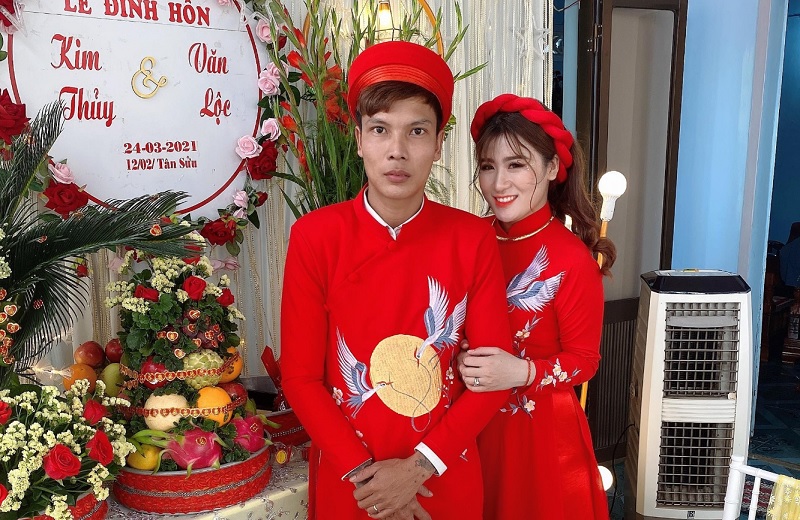 Cuộc sống hạnh phúc đáng ngưỡng mộ của Lộc phụ hồ