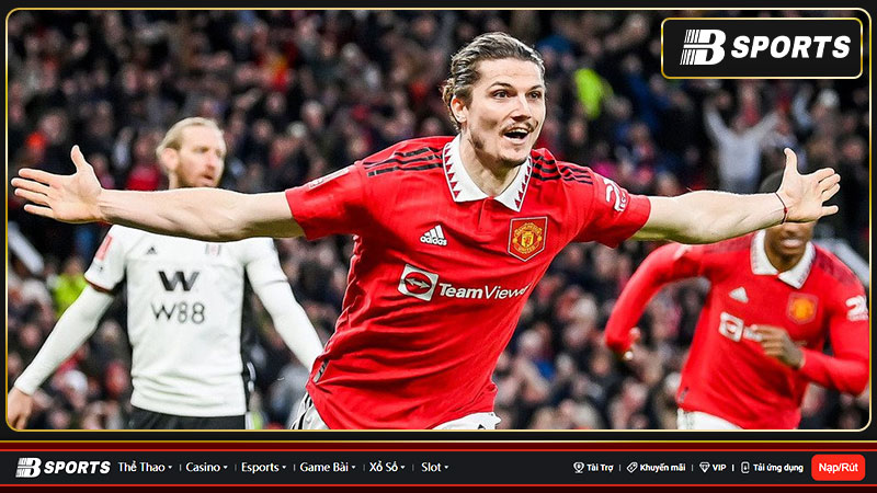 3 chiếc thẻ đỏ điên rồ, MU vào bán kết FA Cup