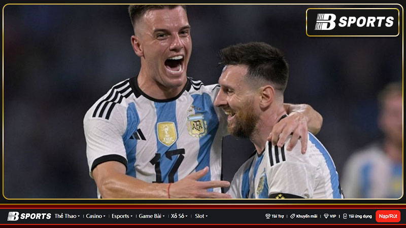 Messi lập hat-trick