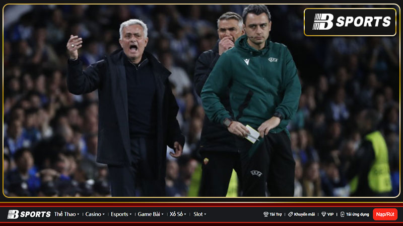 Mourinho chế nhạo Lazio bị loại khỏi cúp châu Âu