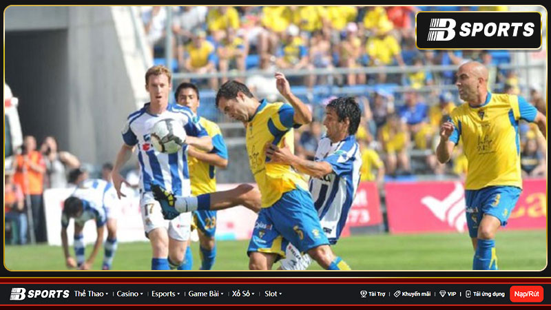 Sociedad hòa Cadiz giữ chắc trong tay TOP 3