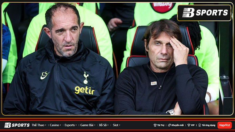 Tottenham sa thải Conte - Conte công khai chỉ trích BLĐ và các cầu thủ Tottenham