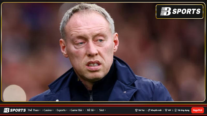 HLV Steve Cooper, được cho là sự lựa chọn của Tottenham Hotspur để lập kế hoạch dự phòng trong trường hợp HLV Antonio Conte có thể sẽ ra đi.