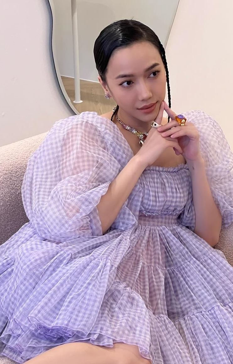 Cô nàng bắt đầu bén duyên với màn điện ảnh.