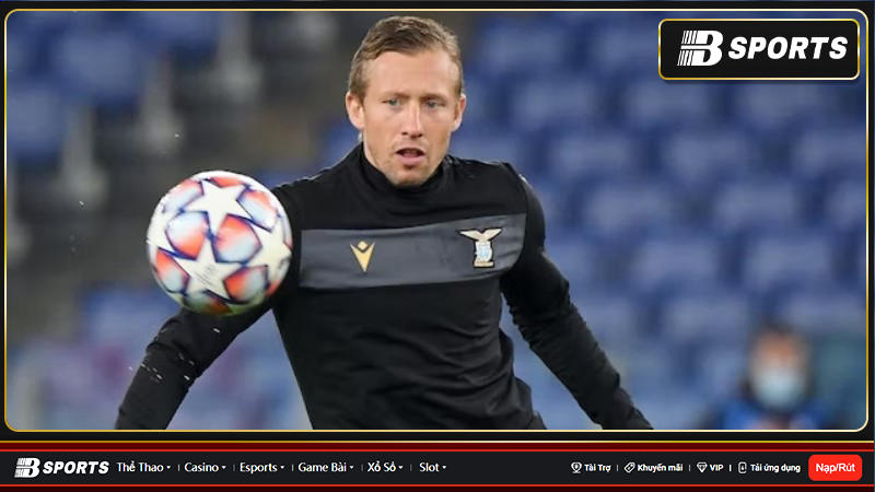 Bác sĩ Marcio Dornelles xác nhận rằng Lucas Leiva đã được chẩn đoán mắc chứng sẹo cơ tim, và nên kết thúc sự nghiệp thi đấu chuyên nghiệp