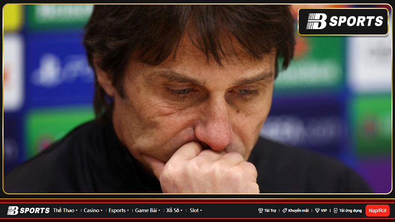 HLV Conte sau khi mất việc có động thái gì?